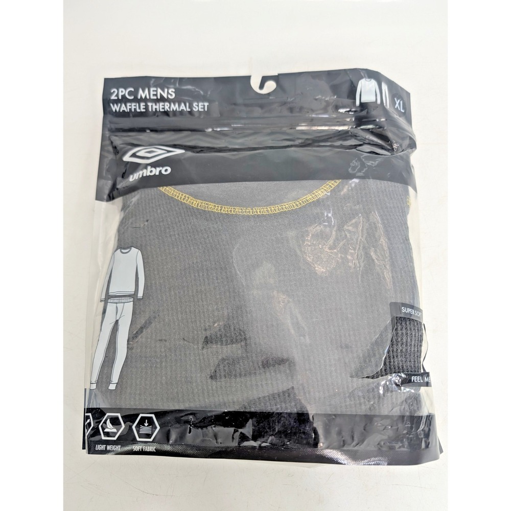 Umbro Men's Waffle Thermal Base Layer 2pc Set - SIZE XL in Black